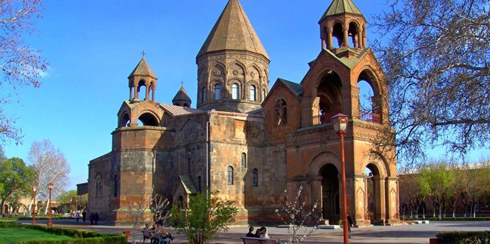 ¡Historia y Cultura en Armenia! 9 días y 8 noches en Hoteles 4* con Desayuno. Incluye Vuelos y Traslados + Visitas + Seguro de viaje