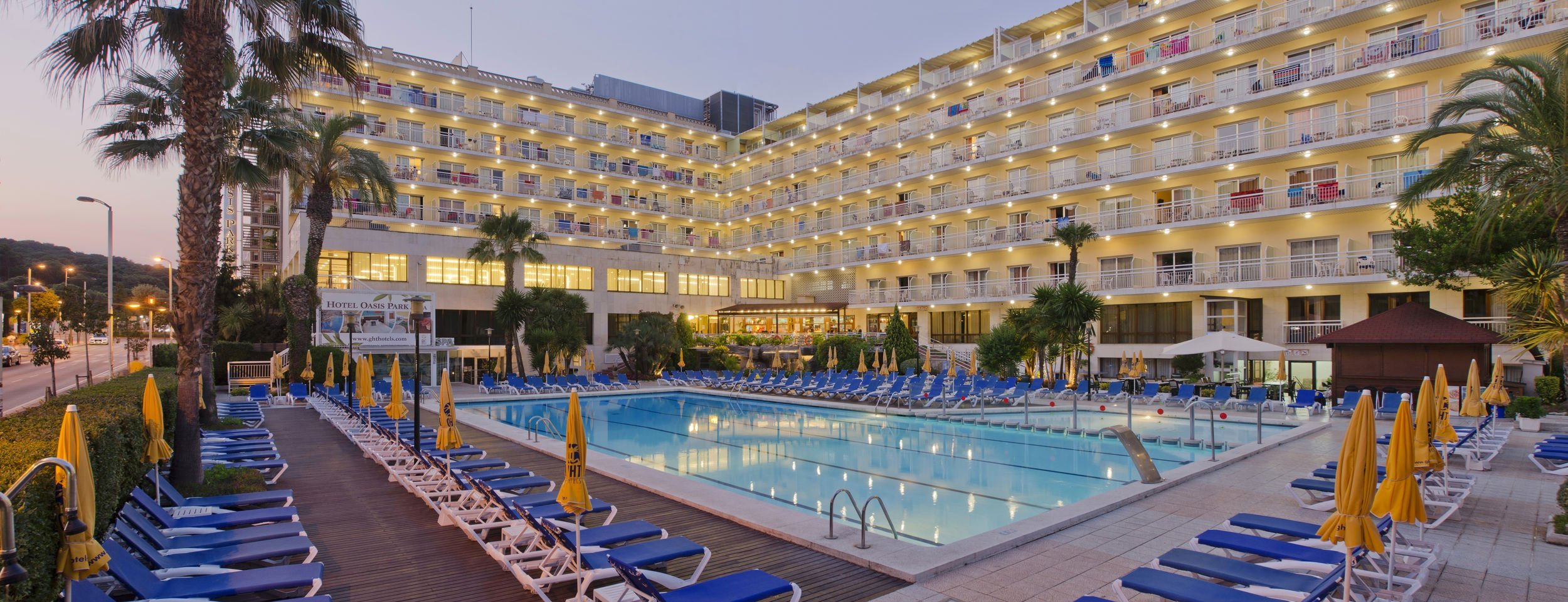 Lloret de Mar: 4 días y 3 noches en hotel 4*con spa y Pensión Completa