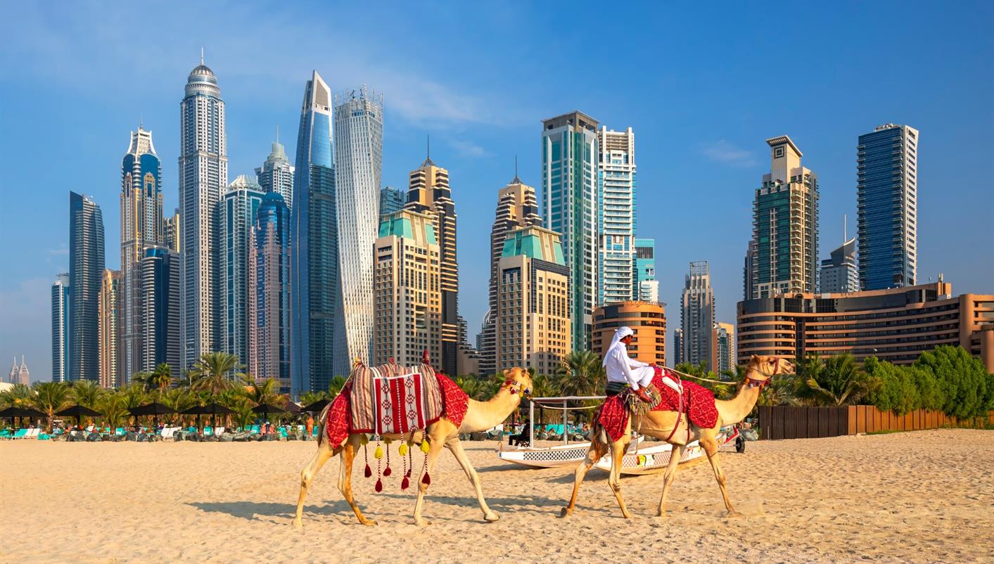 Dubai: ¡5 días y 4 noches de Alojamiento con Desayunos, Tours y Safari en el Desierto!