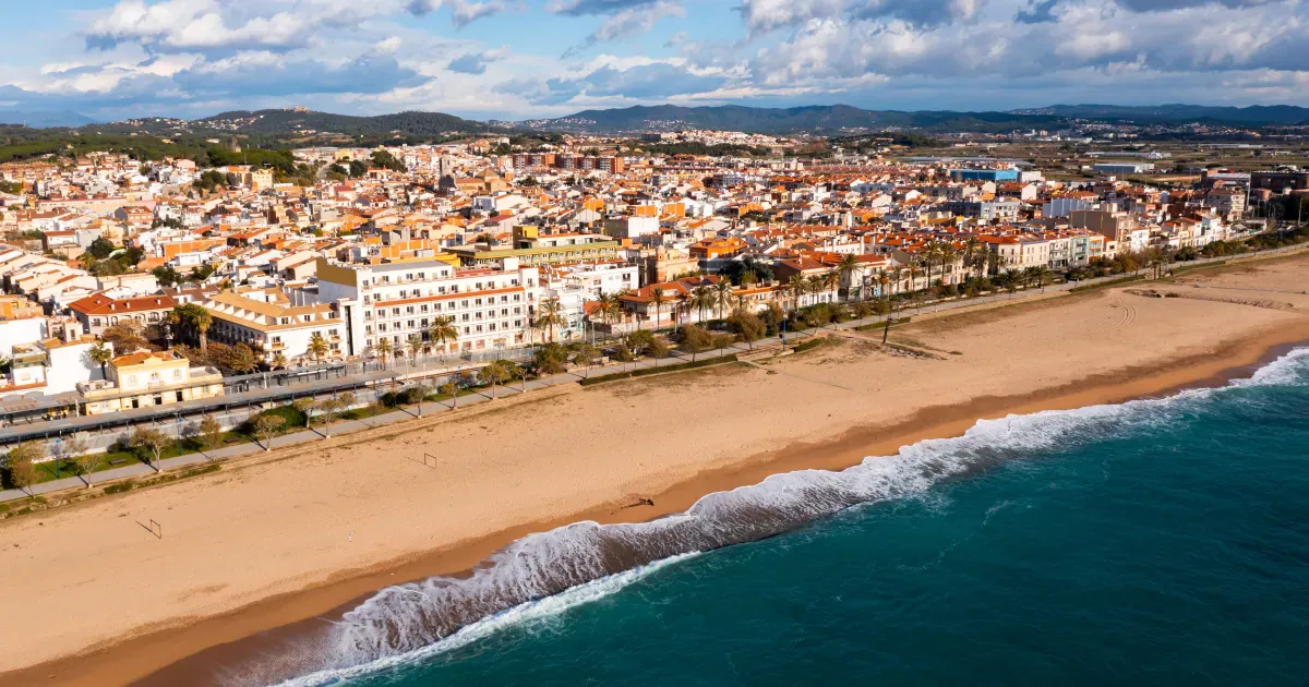 ¡Escapada a Malgrat de Mar (Barcelona): 2 días y 1 noche en Hotel 3* con Media Pensión o Pensión Completa!