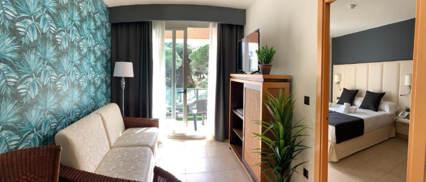 Islantilla (Huelva): 3 días y 2 noches en Hotel 3*, muy cerca de la playa, en Apartamento con cocina totalmente equipado!