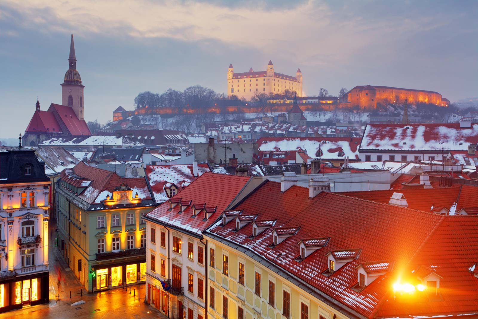 8 días y 7 noches por Viena, Bratislava y Praga: Vuelos + Hotel + Desayunos +...