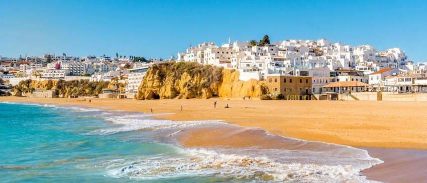 ¡Algarve: 3 días y 2 noches en Albufeira (Portugal) en Hotel 4* con Régimen de Media Pensión, Pensión Completa o Todo Incluido!