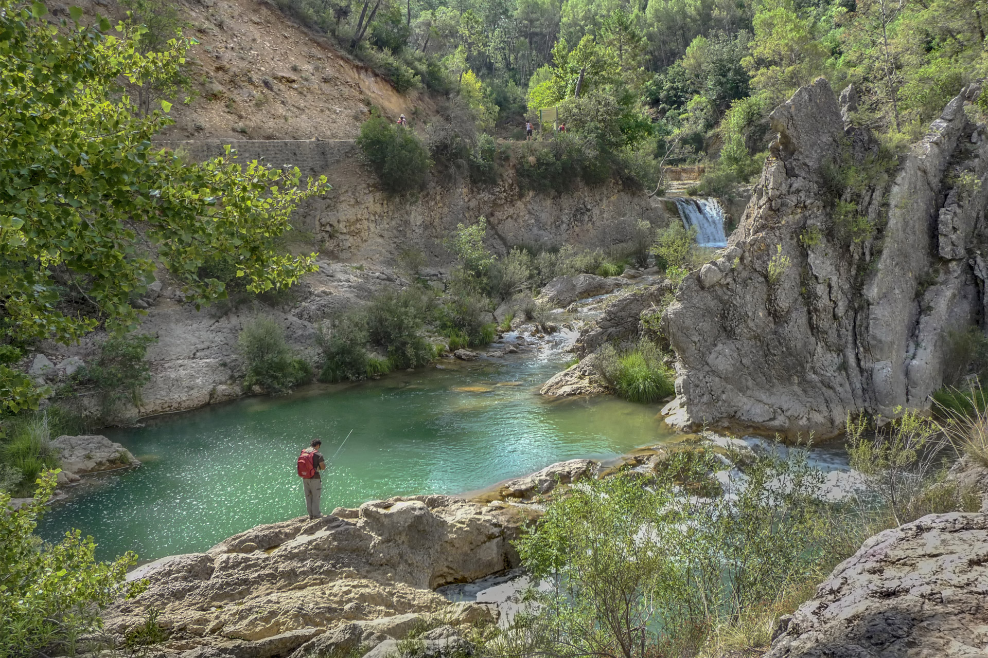 3 días y 2 noches en Cazorla en Hotel 3* con Desayuno o Media Pensión + Ruta de senderismo Río Borosa