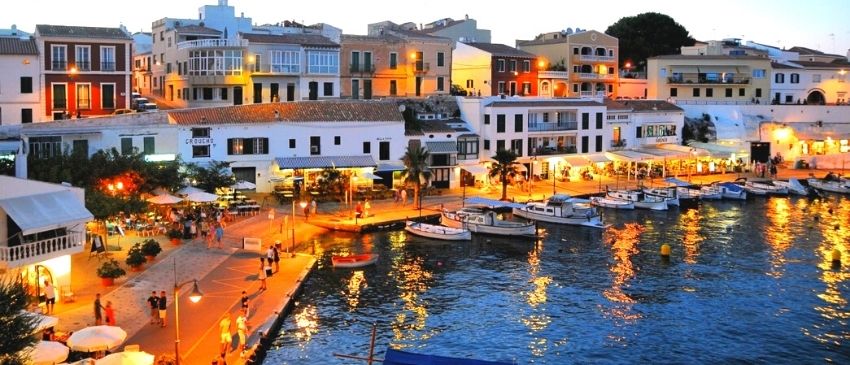 ¡Menorca: 6 Días y 5 Noches en Hotel 4* con Media Pensión o Todo Incluido!