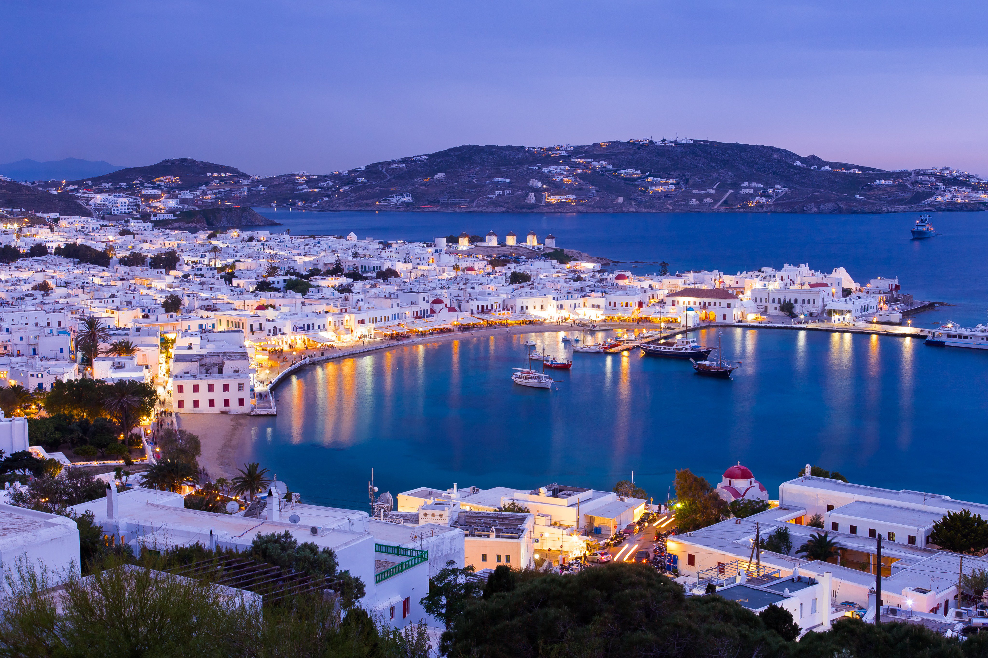 Escapada 4 noches en Santorini y 2 en Mykonos con salida desde Barcelona