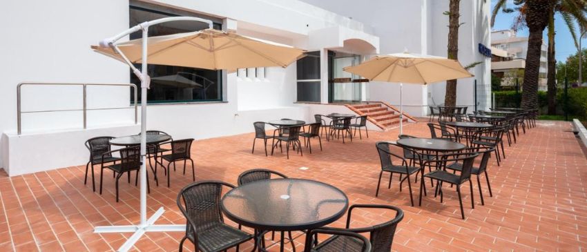 3 días y 2 noches en Hotel 4* en Monte Gordo (Algarve) con Media Pensión + Acceso a Piscina Cubierta + Spa
