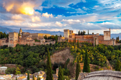 ¡Granada: 3 días y 2 noches Alojamiento 4* en el entorno de la Alhambra, con desayuno incluido!