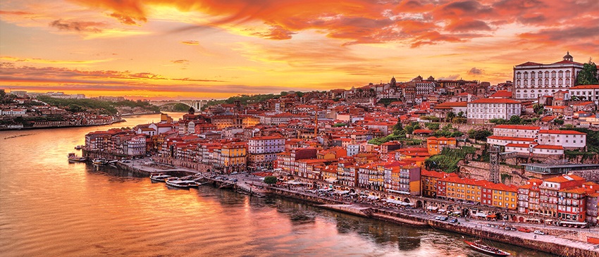 ¡Gandra (Portugal): 3 días y 2 noches en Hotel 3* + Desayunos + Visita a Bodega + Crucero por el Río Duero!