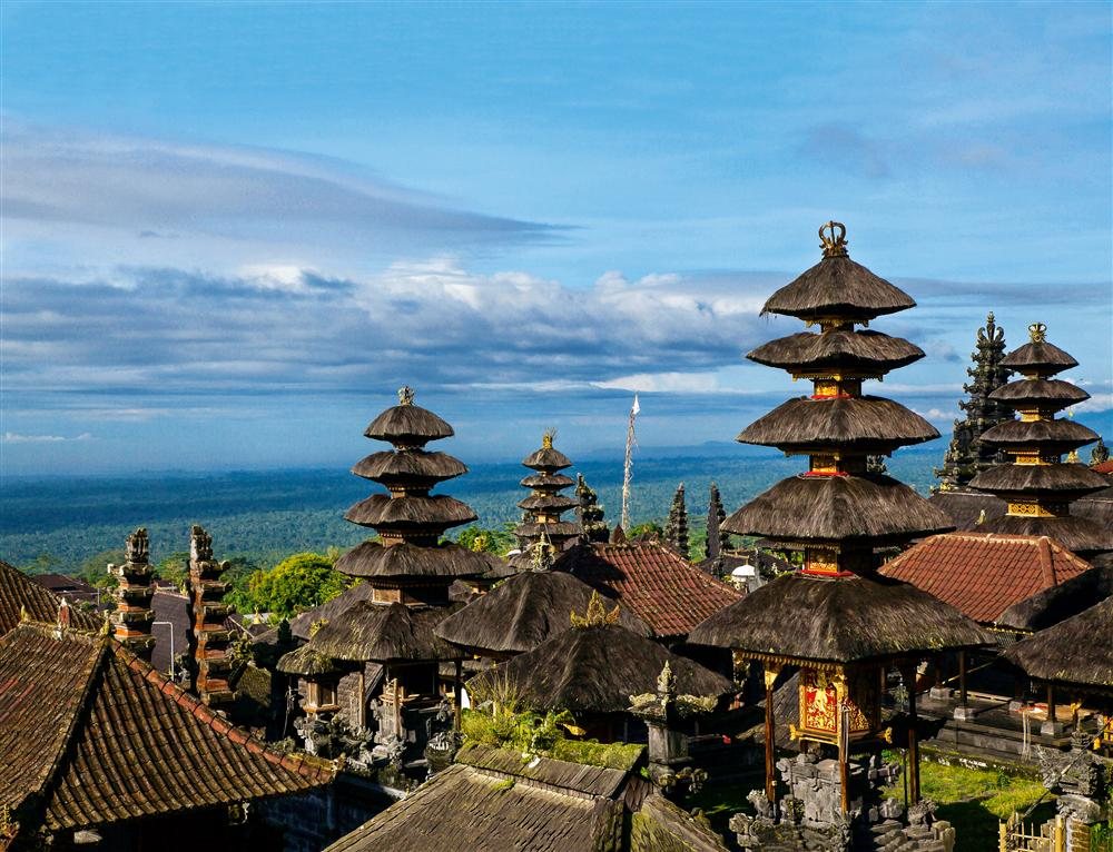 Circuito Indonesia: 13 días y 10 noches en Hoteles 4* o 5* con Desayunos. ¡Incluye Vuelos + Traslados + Visitas + Seguro de viaje!