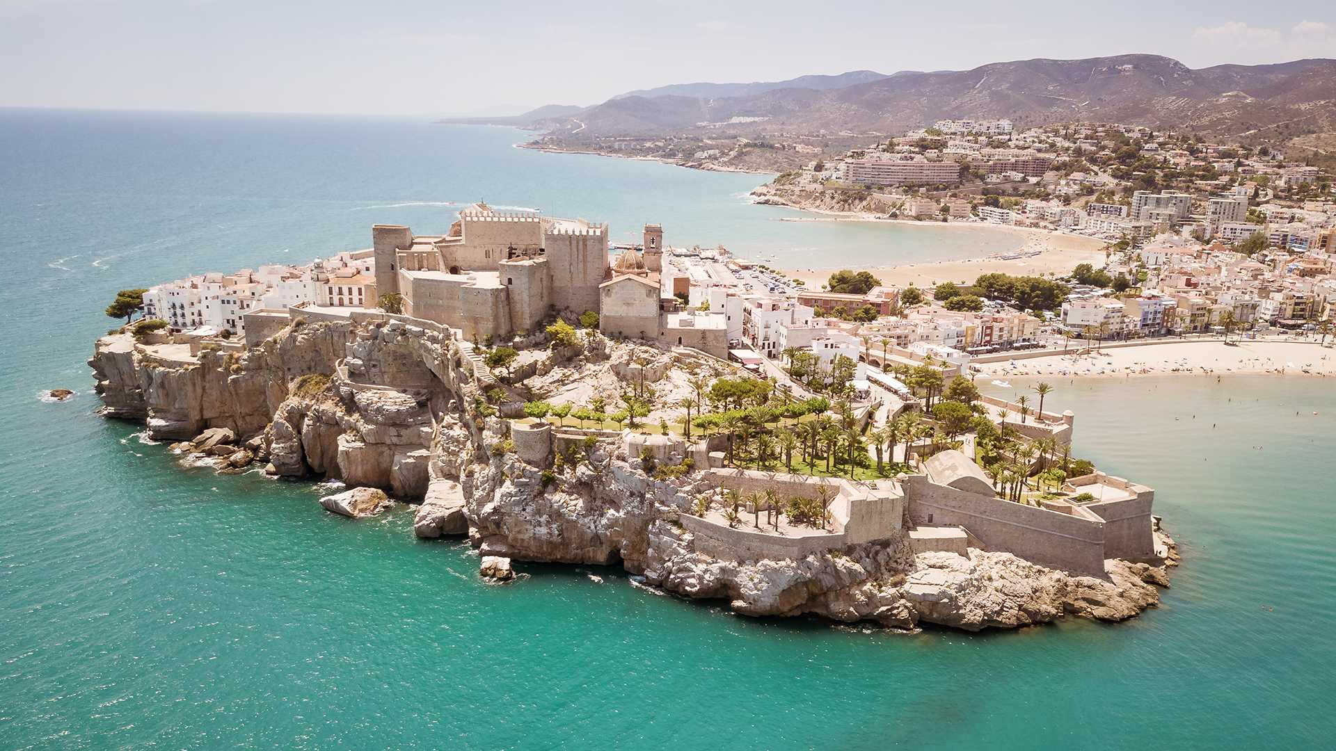 ¡Peñíscola (Castellón): Desde 3 días y 2 noches en Hotel 4* a un paso de la playa, con régimen de Media Pensión o Pensión Completa y Circuito de Spa!