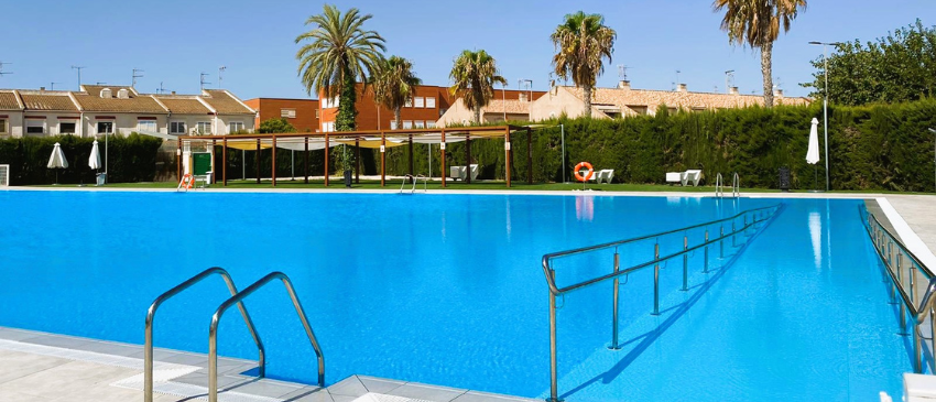 ¡2 días y 1 noche en los Alcázares (Murcia) en Hotel 4* con Régimen de Desayuno + Botella de Cava + Bombones!