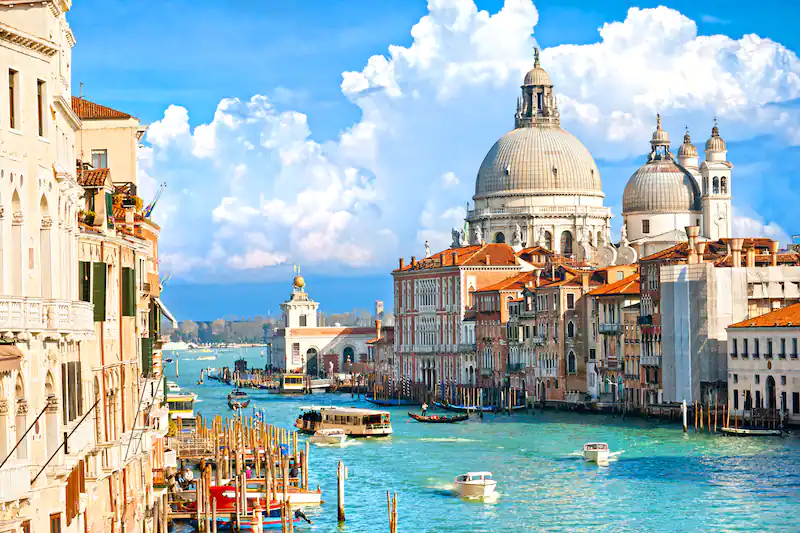 ¡Recorre Roma y Venecia: 5 o 7 días en Hoteles 3* con Desayuno! Incluye Vuelos + Trasnsporte entre ciudades.