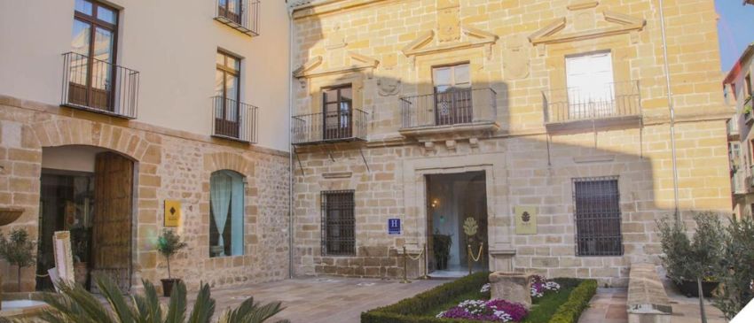 2 días y 1 noche en ÚBEDA (Jaén) en Hotel Palacio 5* de Gran Lujo + Desayuno + Circuito Termal + Masaje (Opcional)!