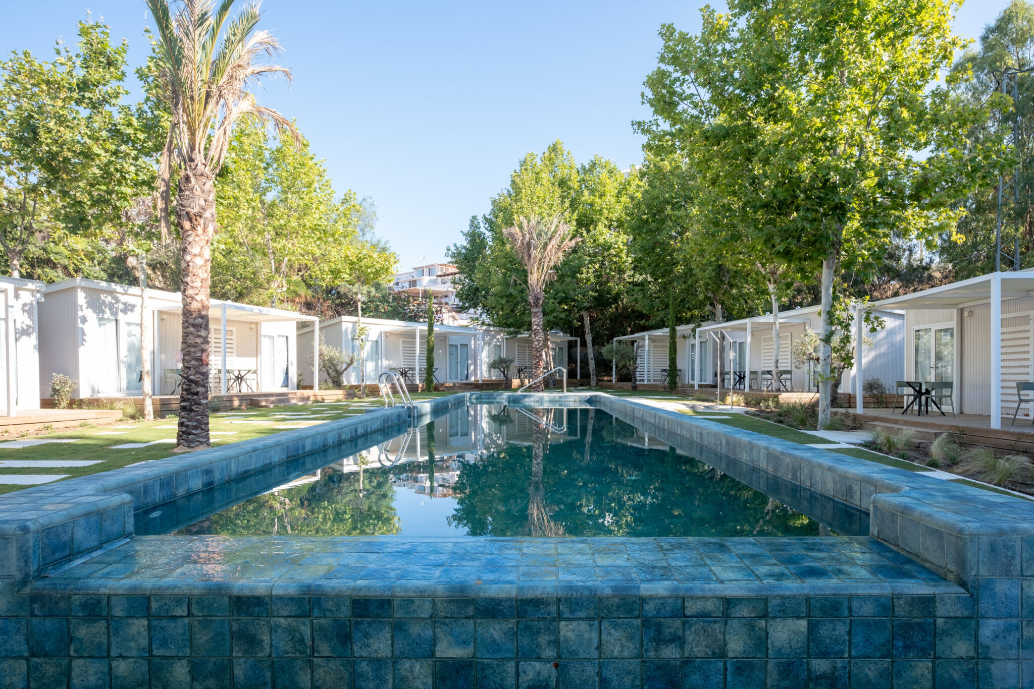 ¡Escapada Familiar a Fuengirola (Málaga): Desde 3 días y 2 noches en Hotel 4* en Bungalow totalmente Equipado!