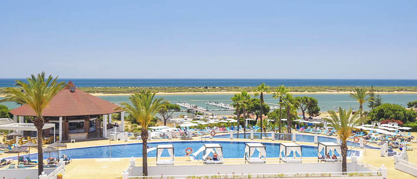3 días y 2 noches en El Rompido en Hotel 4* + Pensión Completa Junto a la Playa