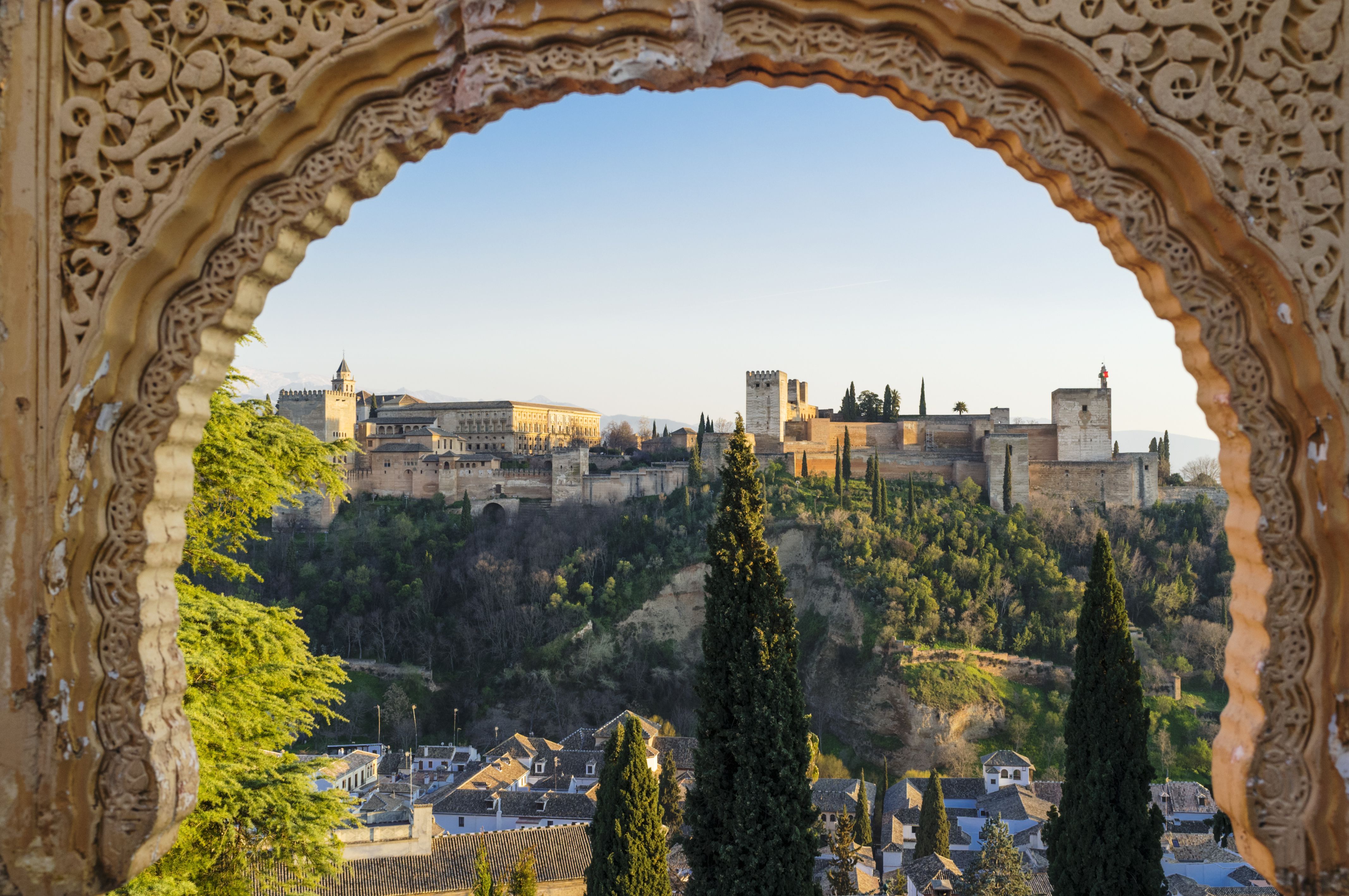 3 días y 2 noches en Granada + Desayunos + Entrada a la Alhambra + Guía