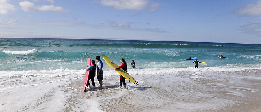 Semana Santa en El Palmar (Cádiz) en Surf Camp: 5 días y 4 noches en Alojamiento + Curso de Surf...