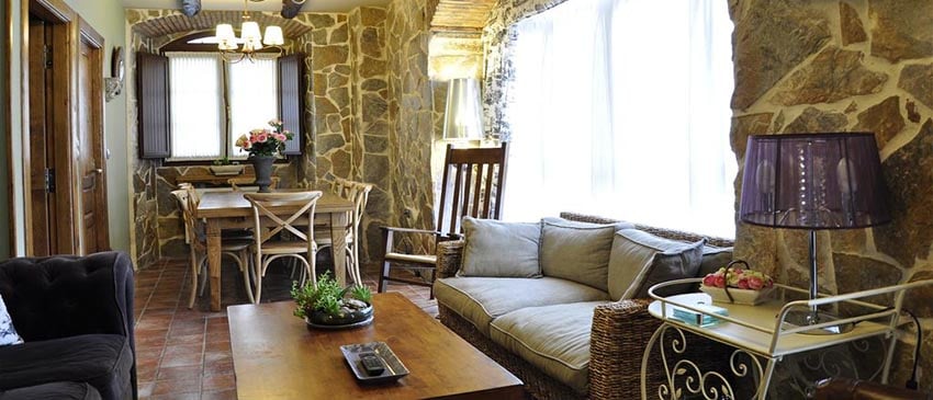 Escapada Valle de Soba: Habitación Suite con jacuzzi +SPA +Botella de cava…