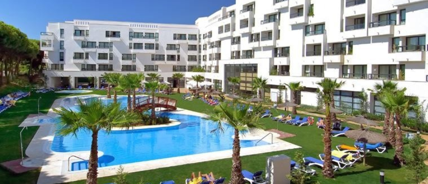 Isla Cristina (Huelva): 3 días y 2 noches en Hotel 4*, muy cerca de la playa en Junior Suite y Pensión Completa!