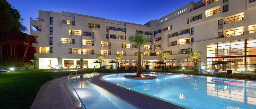 Isla Cristina (Huelva): 3 días y 2 noches en Hotel 4*, muy cerca de la playa en Junior Suite y Pensión Completa!