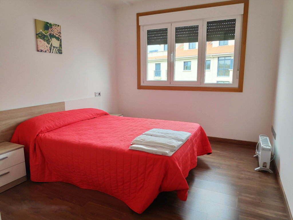 ¡Noalla - Sanxenxo(Pontevedra): 3 días y 2 noches en Apartamentos de 2 dormitorios con cocina, totalmente equipados!